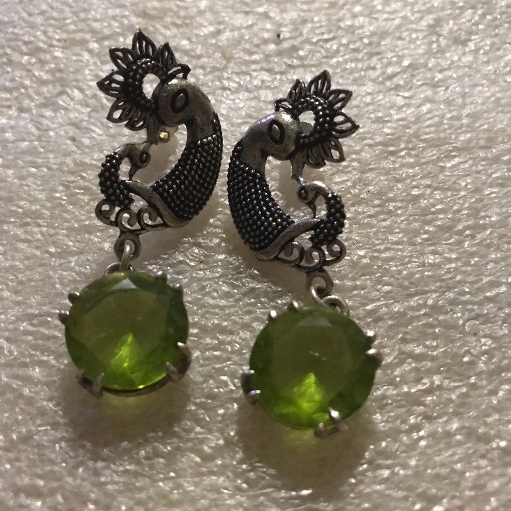 Elegant Silver and Green gem Earrings